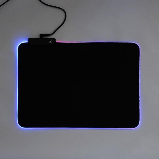 LED 게이밍 마우스패드 블랙 RGB 발광 마우스패드