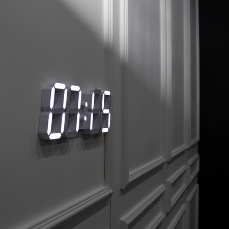 다이아몬드 화이트모던 LED 벽시계(전선길이 3.3m)