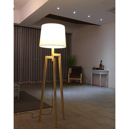 우드 플로어 장스탠드 SS-6000 B